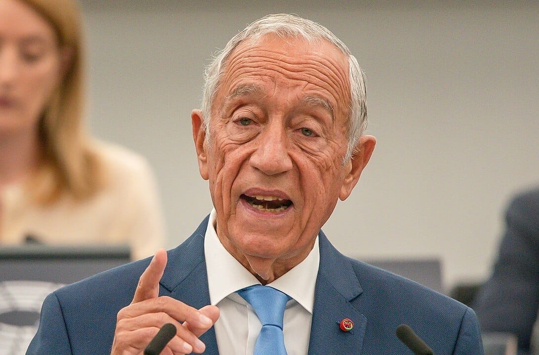 Marcelo_Rebelo_de_Sousa_speaking-3
